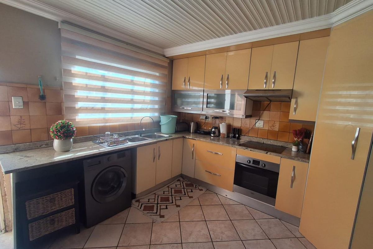 FAMILY AND PET FRIENDLY COMPLEX - LIEFDE EN VREDE - Photo 4