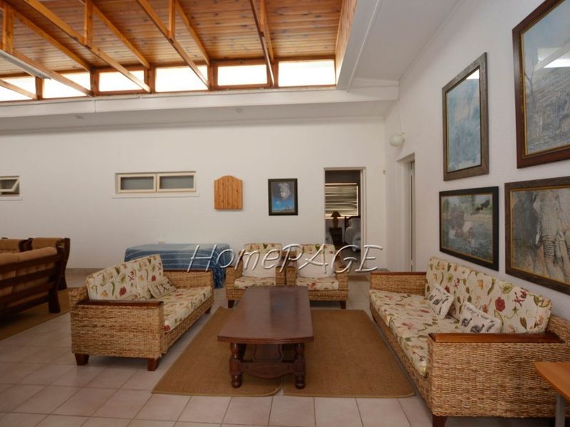 Ext 2 (North Dune), Henties Bay:  7 Bedr Home with AWESOME VIEWS - Photo 4