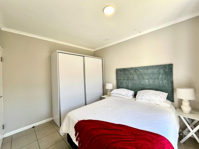 Lock-Up-and-Go 2-Bedroom Furnished Apartment in Waterfall - Photo 10