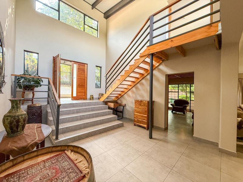 Serenity. Style. Security | Contemporary family living in leafy Constantia Glen Security Village - Photo 6