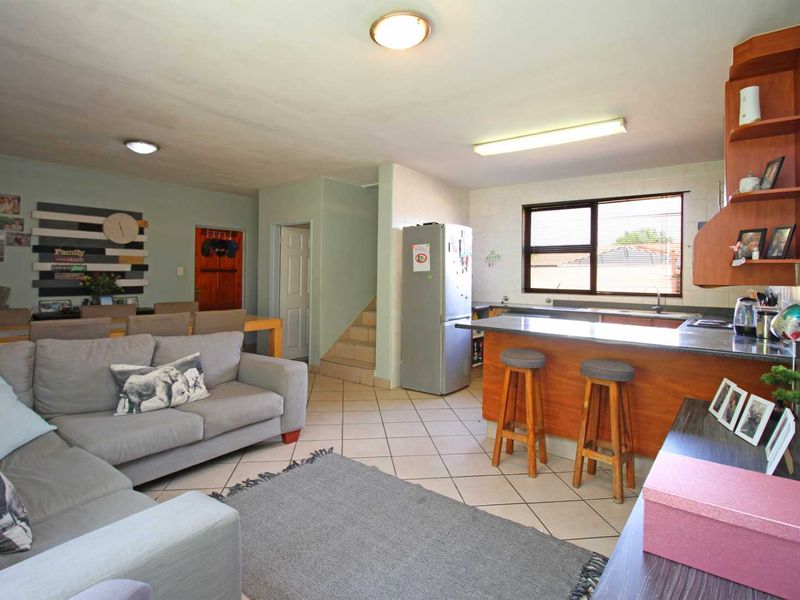 Secure living in a neat complex - Photo 7