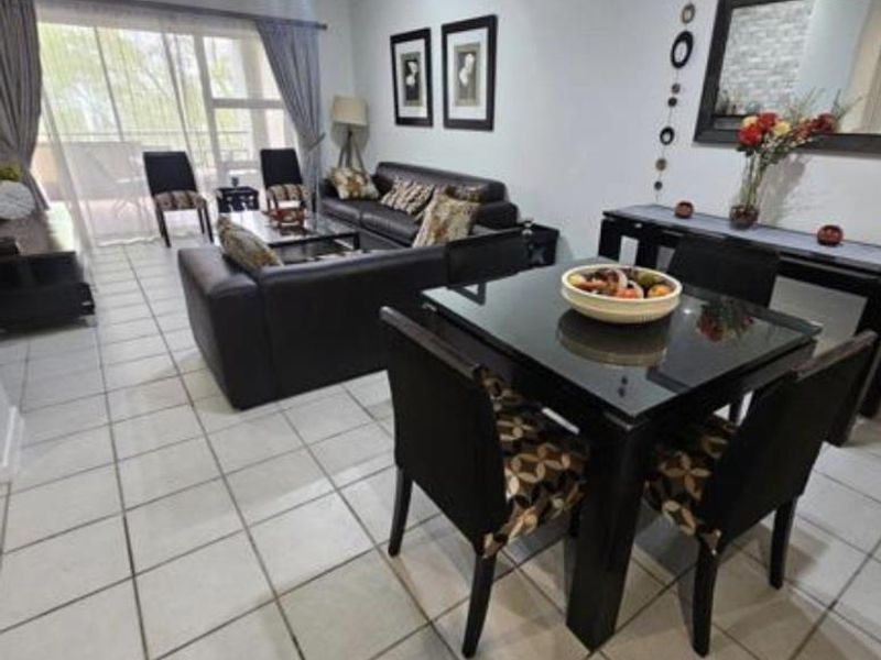A CHARMING TWO BEDROOM FURNISHED APARTMENT - Photo 3