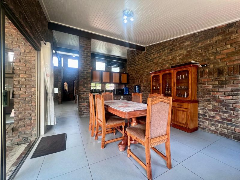 Modern Comfort Meets Style: Explore Your Dream Home! - Photo 7