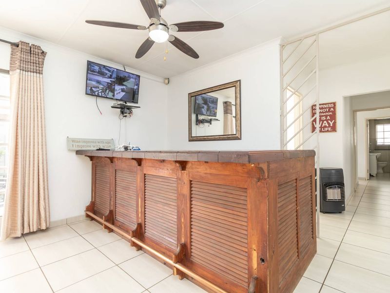 Bromhof Family Haven – Spacious, Stylish, and Smartly Designed for Modern Living - Photo 9