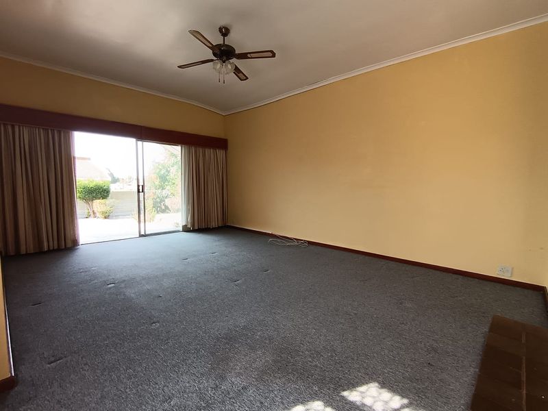 Tranquil Ben Kamma Living with Space to Create Your Dream - Photo 3