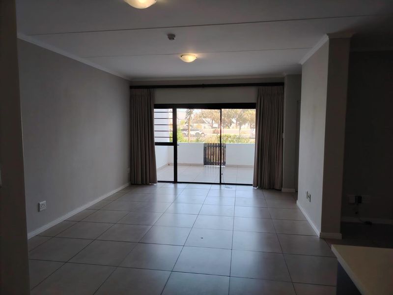 Rare find - Ground floor 3 bedroom apartment with garage in De Velde - Photo 2