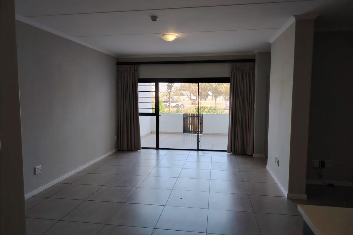 Rare find - Ground floor 3 bedroom apartment with garage in De Velde - Photo 2