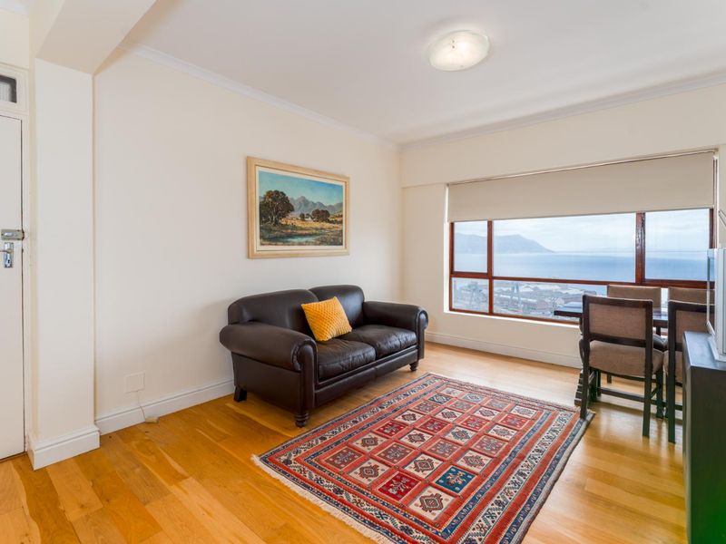 2 bedroom apartment with sea views - Photo 5
