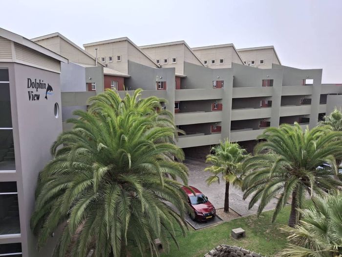 Property #2384479, Penthouse For Sale in Long Beach