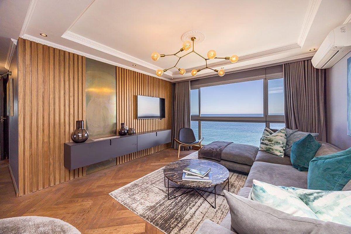 19th-Floor Pavilion Place with Panoramic Ocean Views - Photo 3