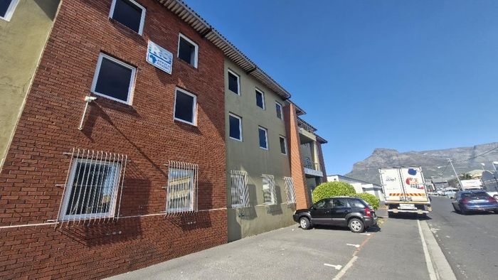 Property #2559126, Business Rental Monthly in Paarden Eiland
