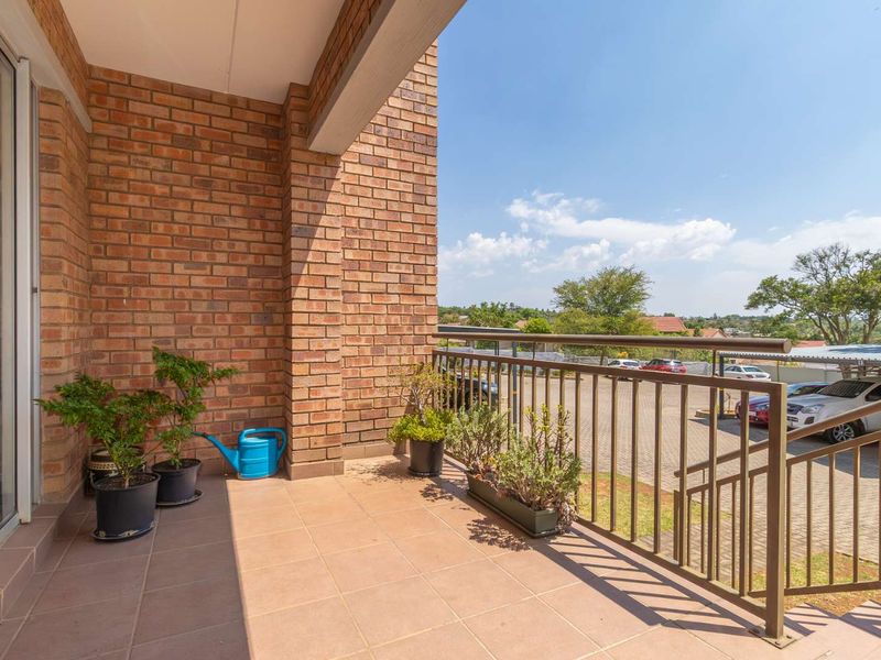 Offers from R750 000 - Photo 3