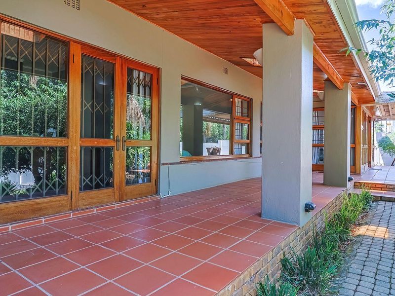 4 Bedroom Home in Fairland - Photo 5