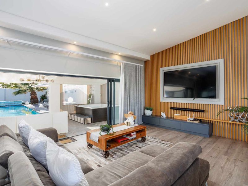 A Rare Lifestyle Estate with Three Properties Offering Space, Luxury and Endless Possibilities at Long Acres in the West Coast - Photo 6