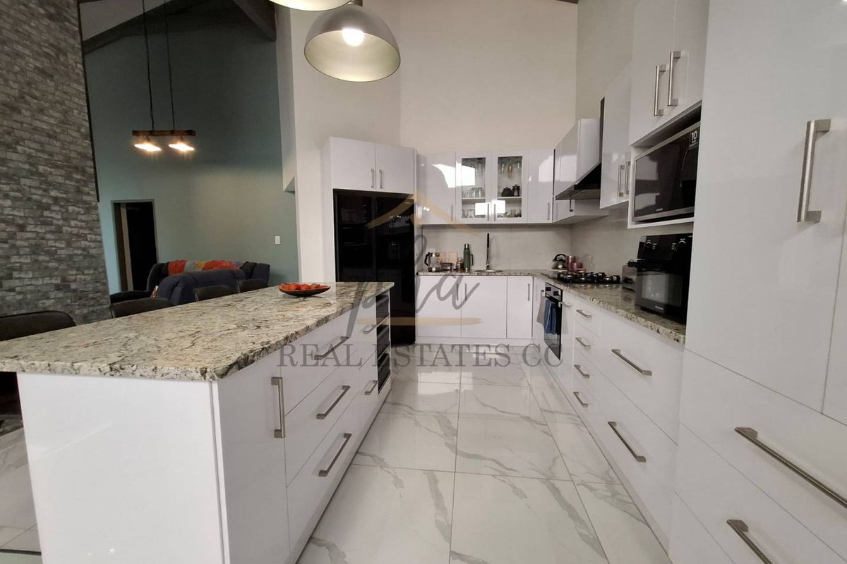 Modern Coastal Home for Sale in Sunbay, Henties Bay - Photo 4