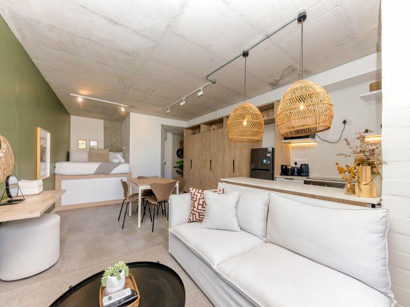 Airbnb Winner or the Ultimate Lock-up-and-Go in 'Six On N' - Photo 2