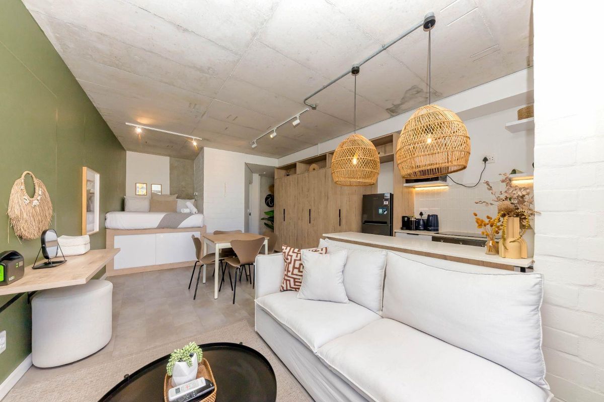 Airbnb Winner or the Ultimate Lock-up-and-Go in 'Six On N' - Photo 2