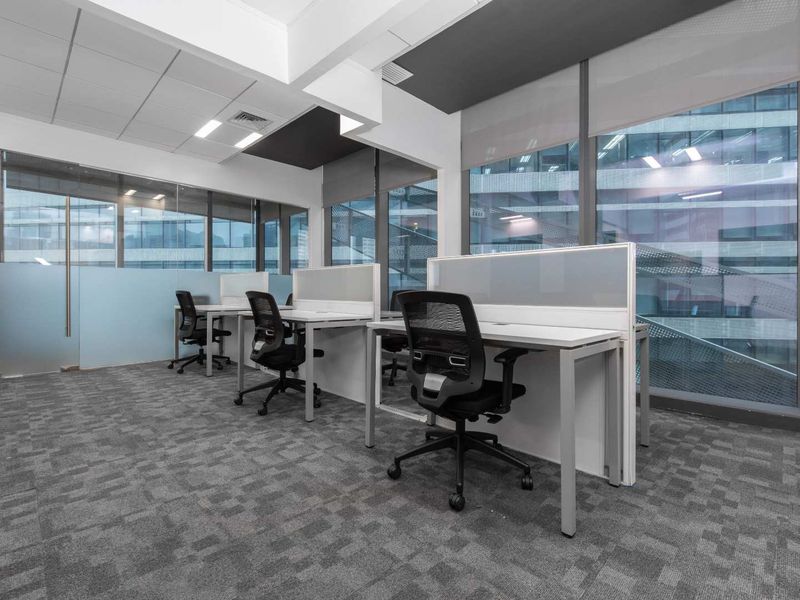 Find a dedicated desk in Regus Continuity House - Photo 1