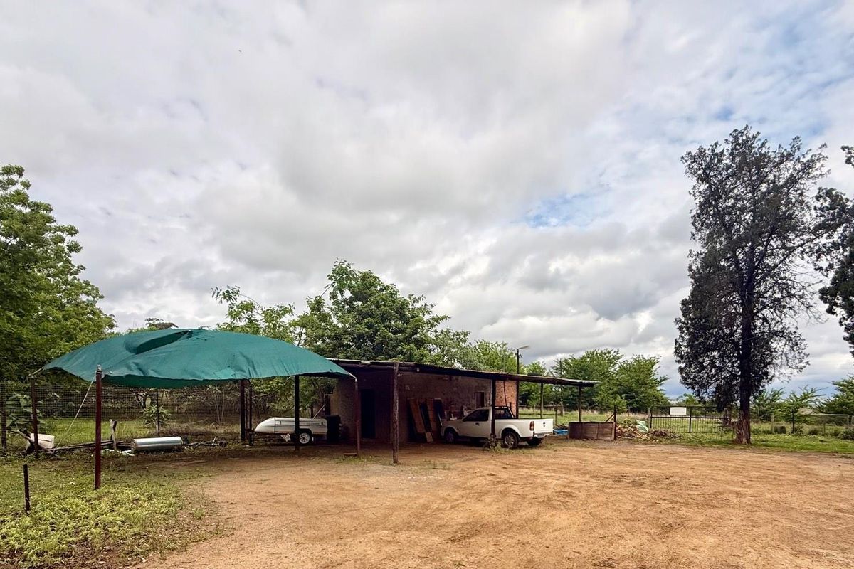 Prime Investment Opportunity – Multi-Income Property on 32.59 Hectares smallholding - Photo 4