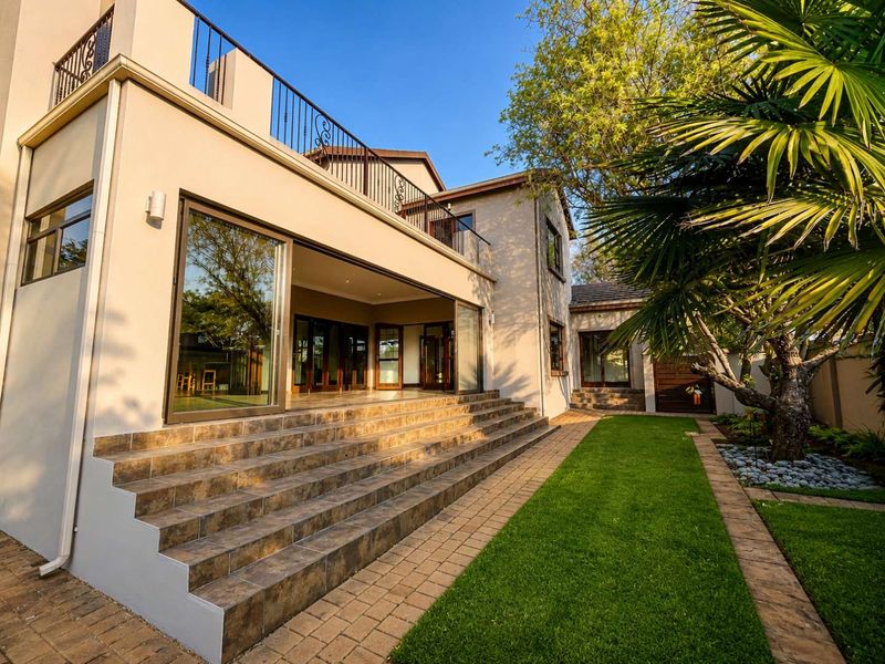 Refined Family Living in the Heart of Midlands Estate - Photo 3