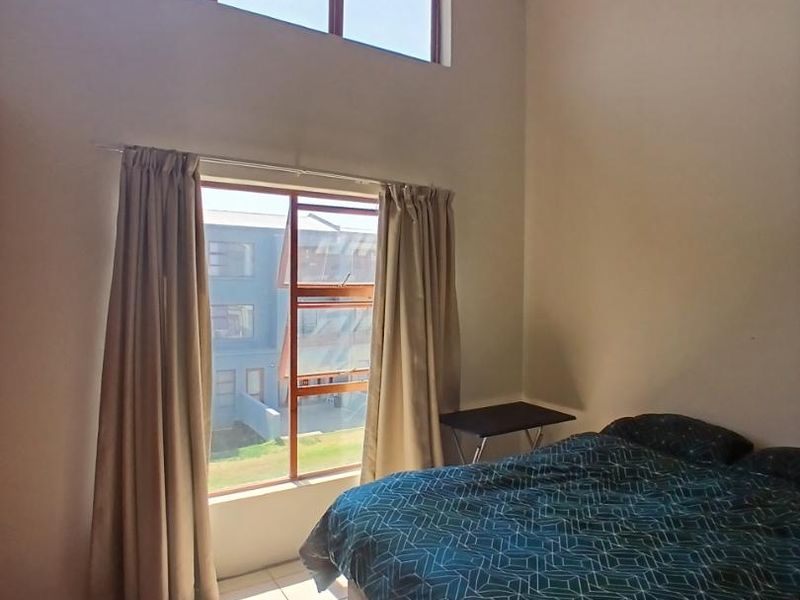 Own Your First Home: Cozy Starter Apartment for Sale - Photo 5