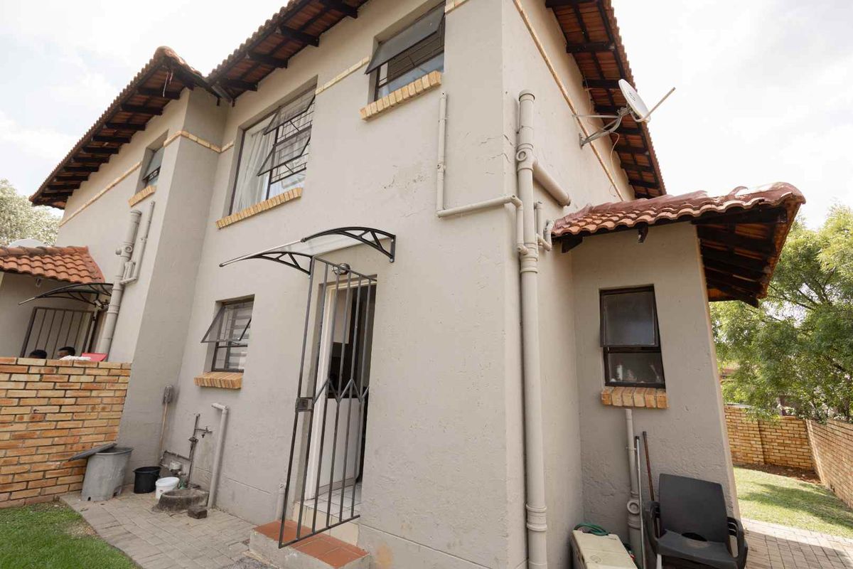 Duplex Townhouse in Celtisdal for Sale - Photo 2