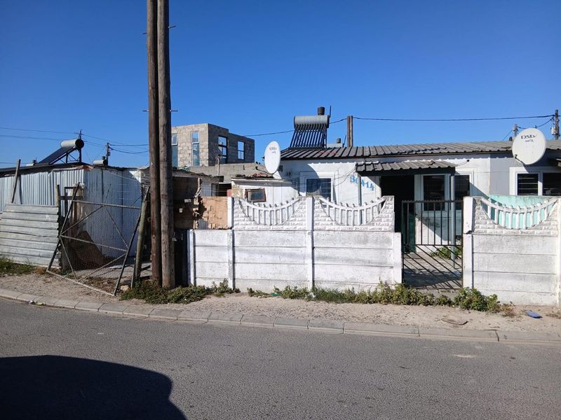 Stunning Entry-Level Property in Blackheath - R360,000 - Photo 2