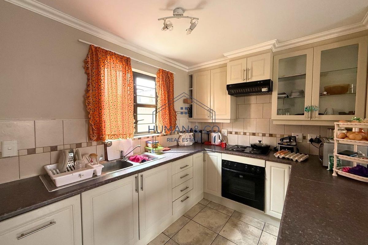 Great Investment Opportunity in Fairway Estate - Photo 3