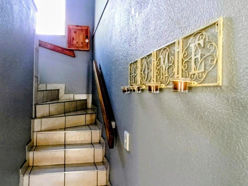 Sunny 3 bedroom duplex in Atlasville up for grabs! - Photo 10