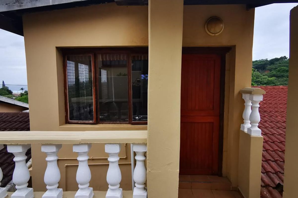 Your Coastal Escape Awaits in Beautiful Mtwalume - Photo 2