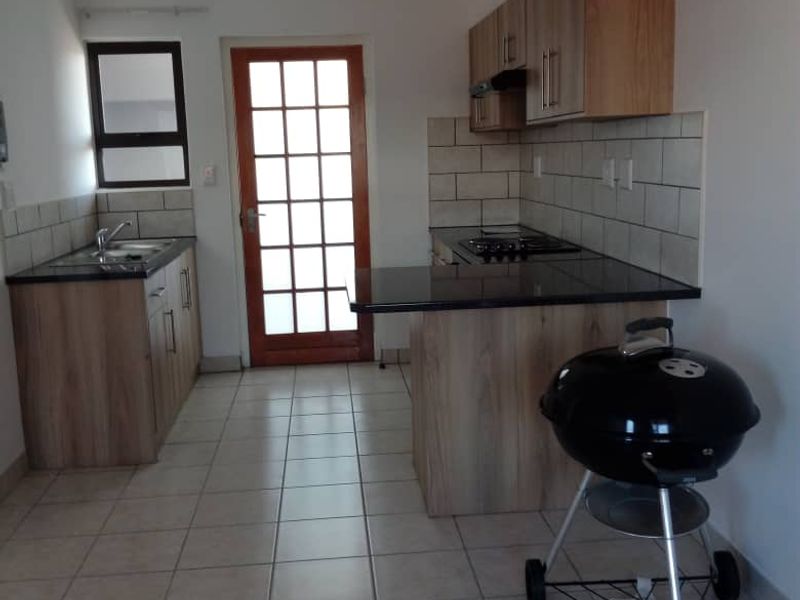 Scaling down or starting up - Photo 2