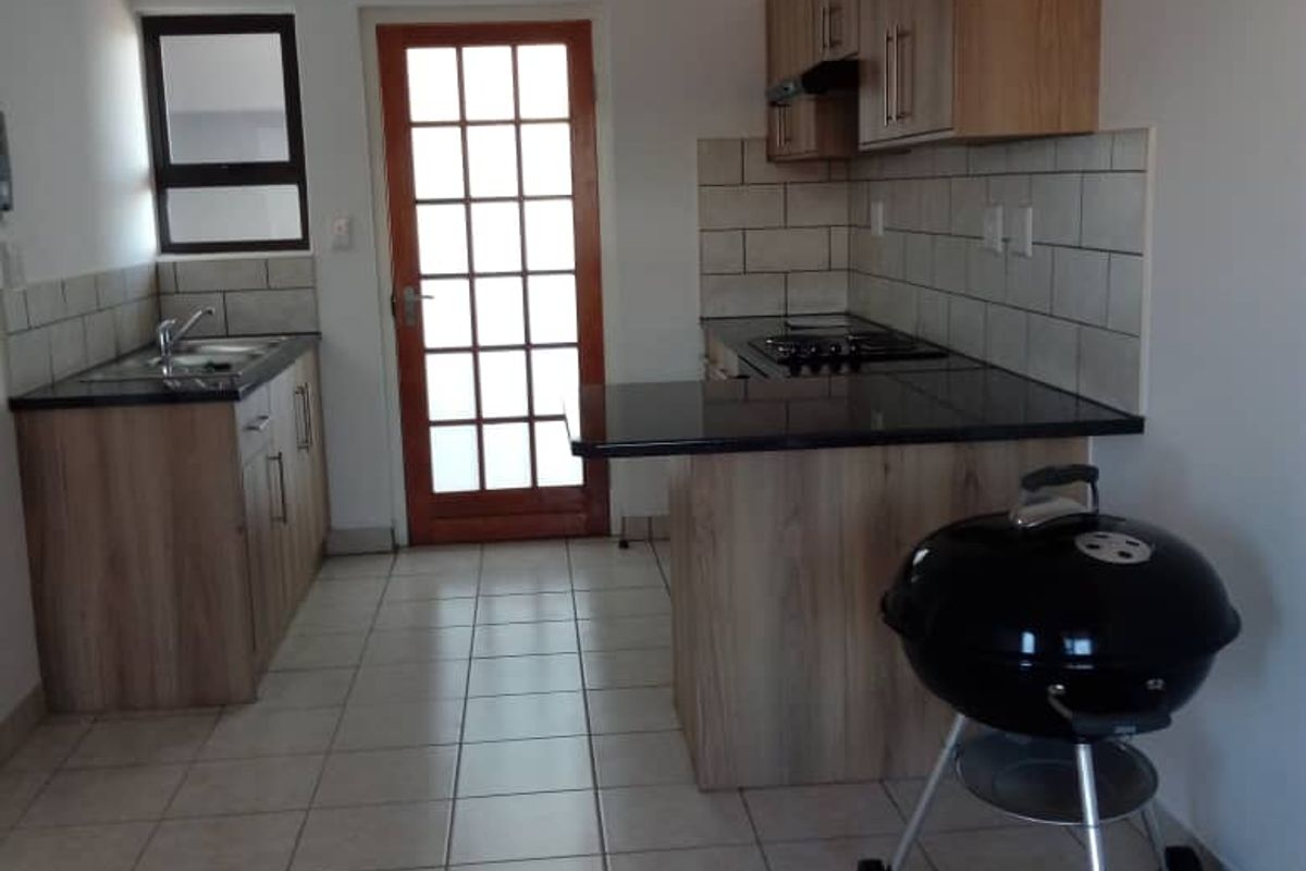 Scaling down or starting up - Photo 2