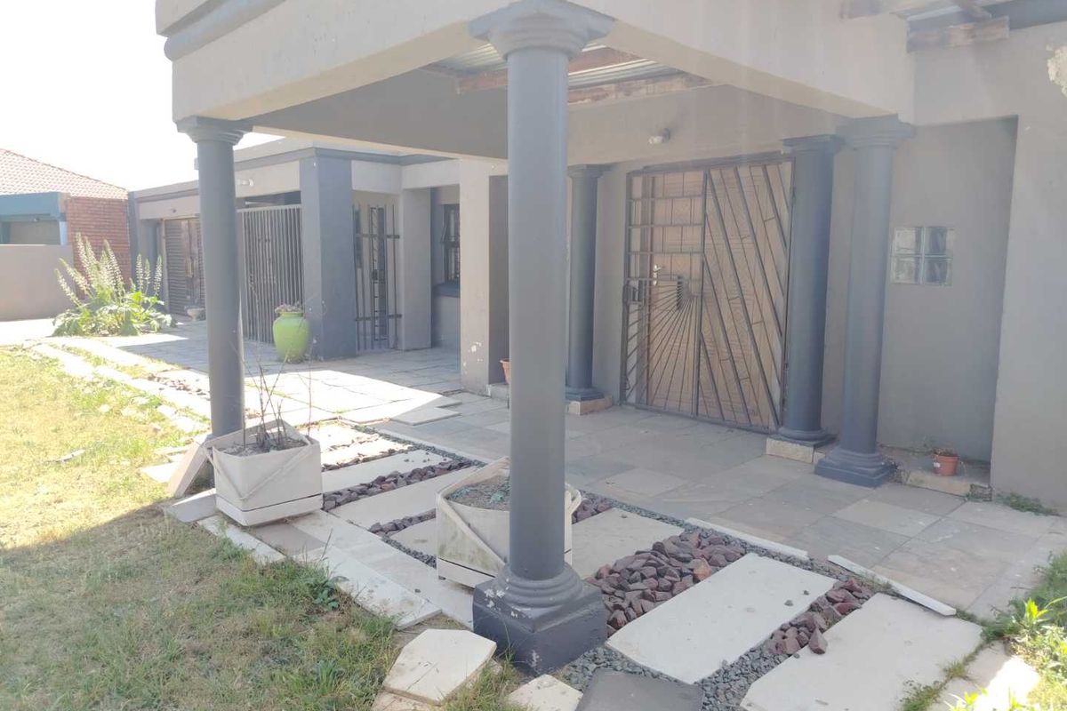 A ready to move in house - Photo 5