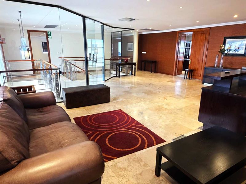 Stunning and Luxurious First Floor Office in Secure Estate - Photo 3