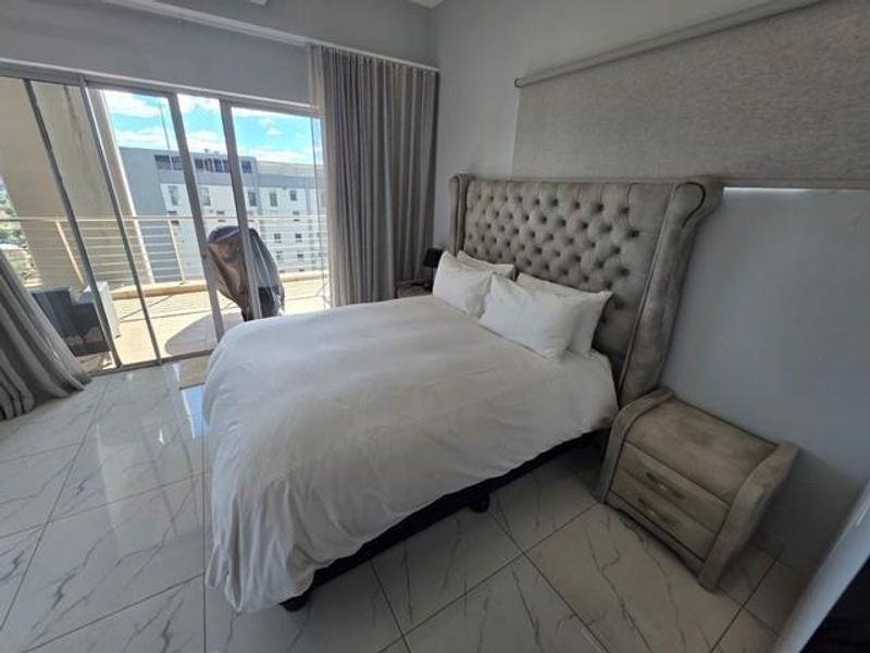 3 Bed Fully Furnished Apartment for Rent in Sandhurst - Photo 7