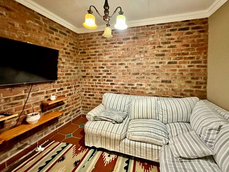 Exquisite 4-Bedroom Home in Olivedale – Your Perfect Sanctuary Awaits - Photo 8