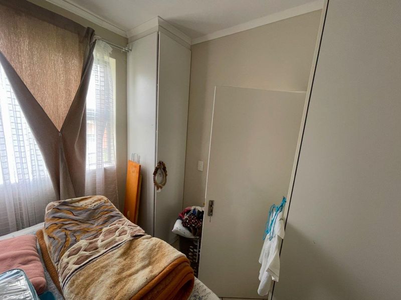 Two bedroom apartment for sale in Madadeni - Photo 10