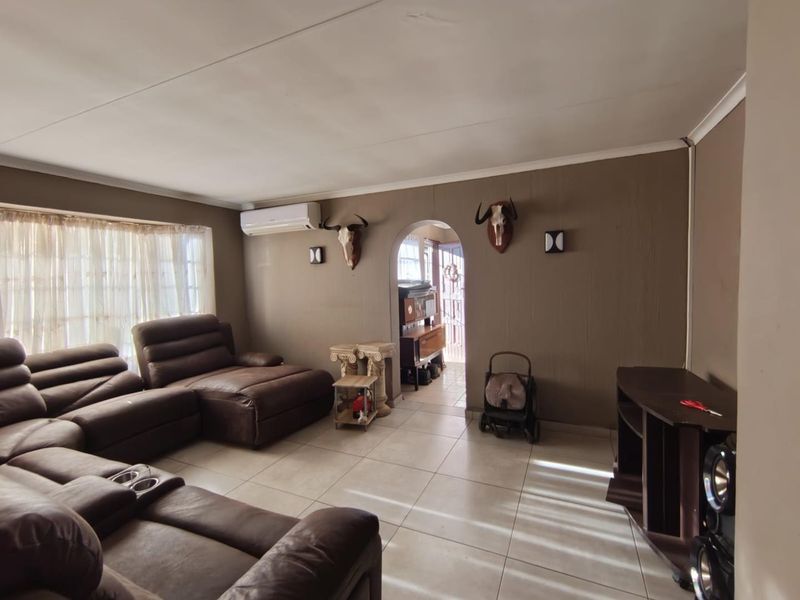 INVESTOR'S DREAM - Photo 8