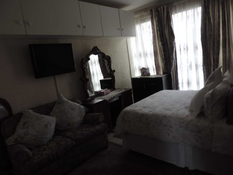 Ground floor townhouse - Photo 7