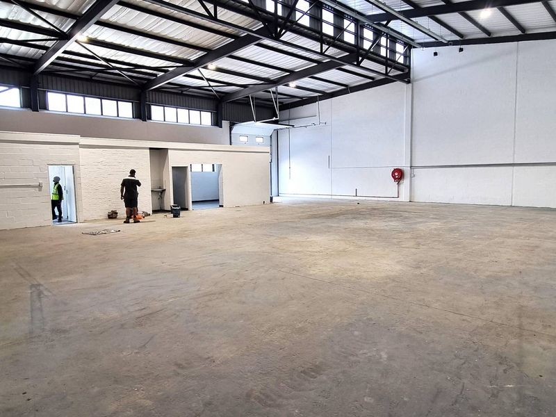 Newly Refurbished Warehouse Close to Builder's Warehouse - Photo 2