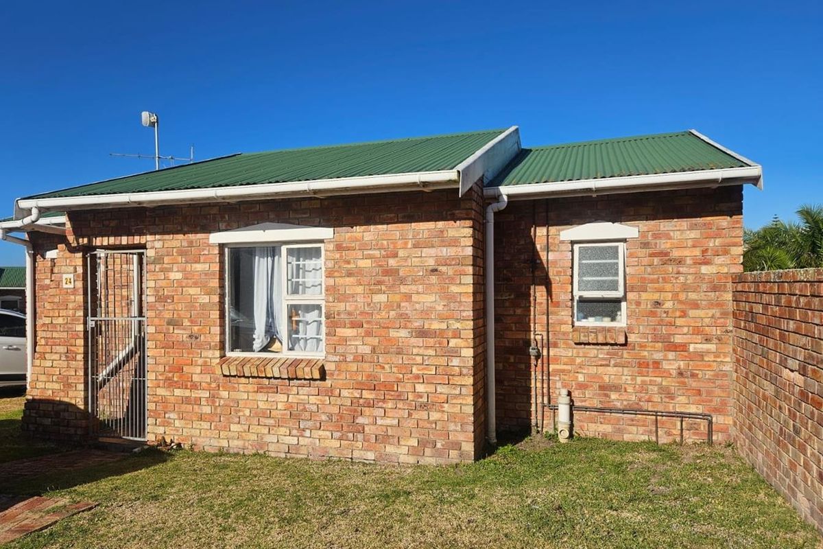 2 Bedroom Townhouse in Lorraine - Photo 4