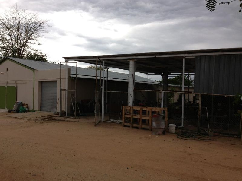 Industrial in OKAHANDJA - Photo 4