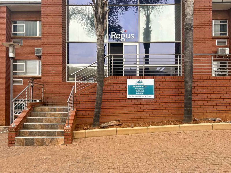 All-inclusive access to professional office space for 15 persons in Regus Secure Office Park - Photo 2