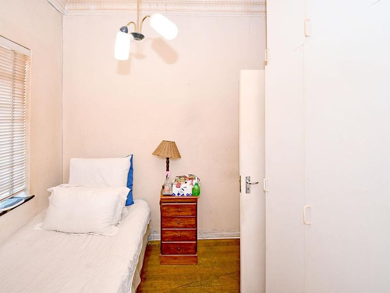 Position, position, position - Photo 6