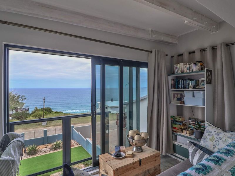 4 Bedroom Luxurious Family Home with Panoramic Ocean View - Photo 6