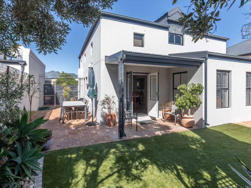 Double storey lock n go - Atlantic Beach Estate - Photo 5