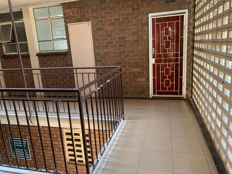 **1 bedroom flat in Edleen** - Photo 6