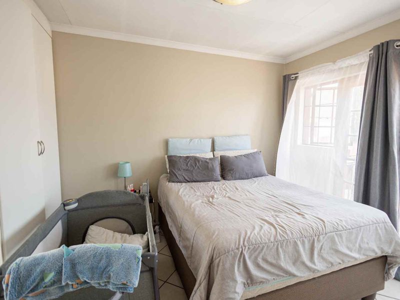 Two bedroom Duplex Townhouse in Celtisdal, Centurion - Photo 9