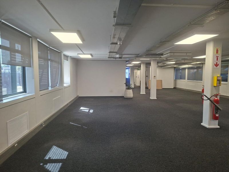 Premium 685m2 Office Space in Essex Gardens, Westville - Photo 10