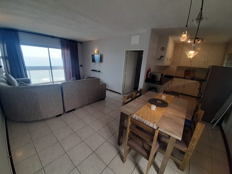 Stunning Beachfront Living holiday investment - Photo 9